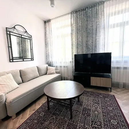 Zamojska Silver Leaf Apartment